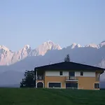 Castelli Apartment