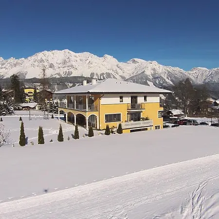 Castelli * Schladming