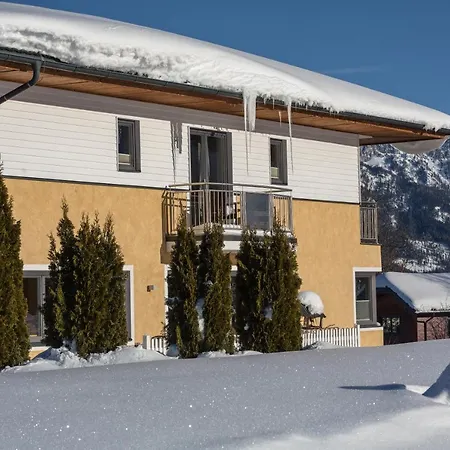 Castelli Lägenhet *