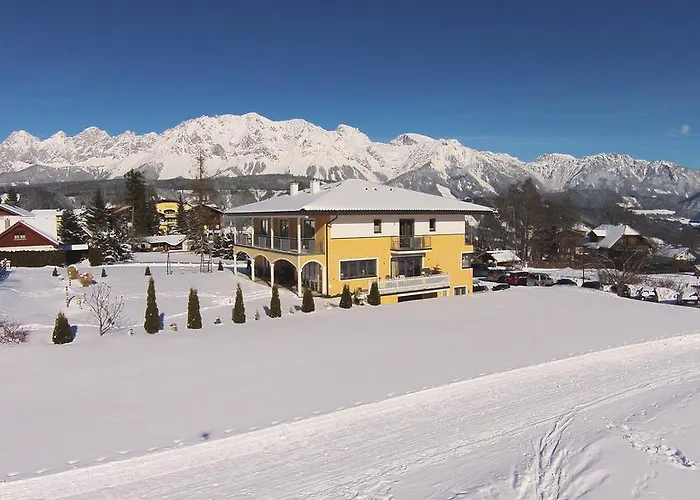 Castelli * Schladming